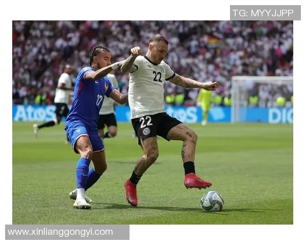 劳姆崭露头角成为德国队翼卫新星引发球迷热议与期待