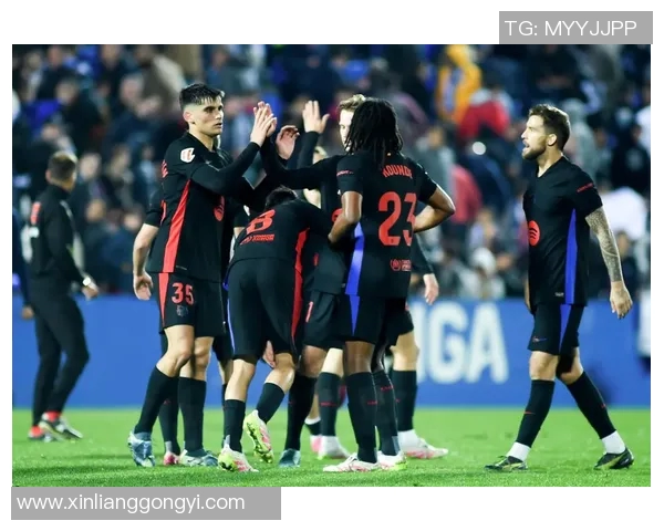 巴塞罗那2-0莱加内斯，梅西梅开二度，领跑西甲射手榜